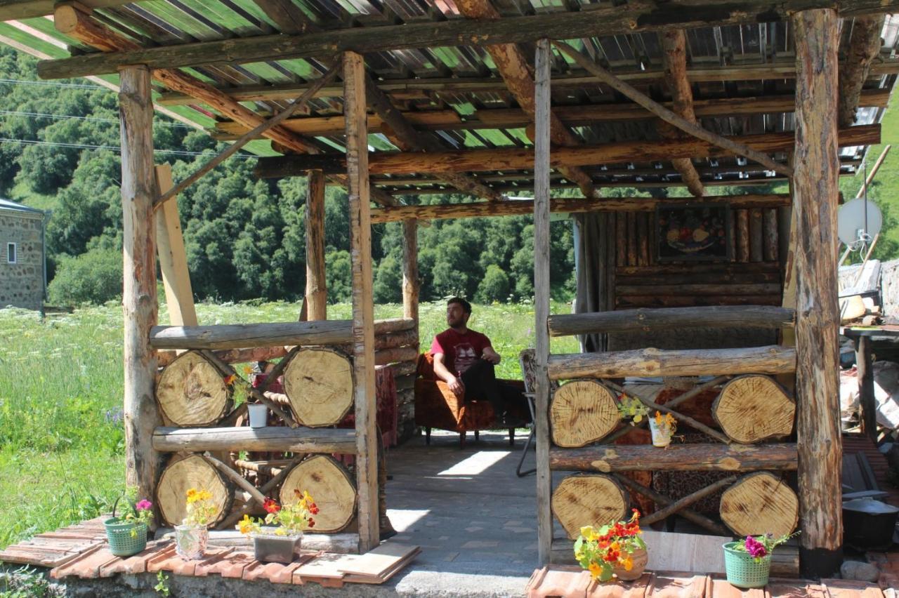 Warm House Stepantsminda Exterior foto