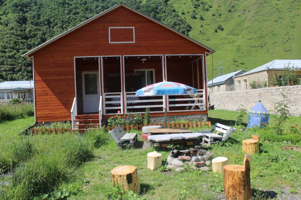Warm House Stepantsminda Exterior foto